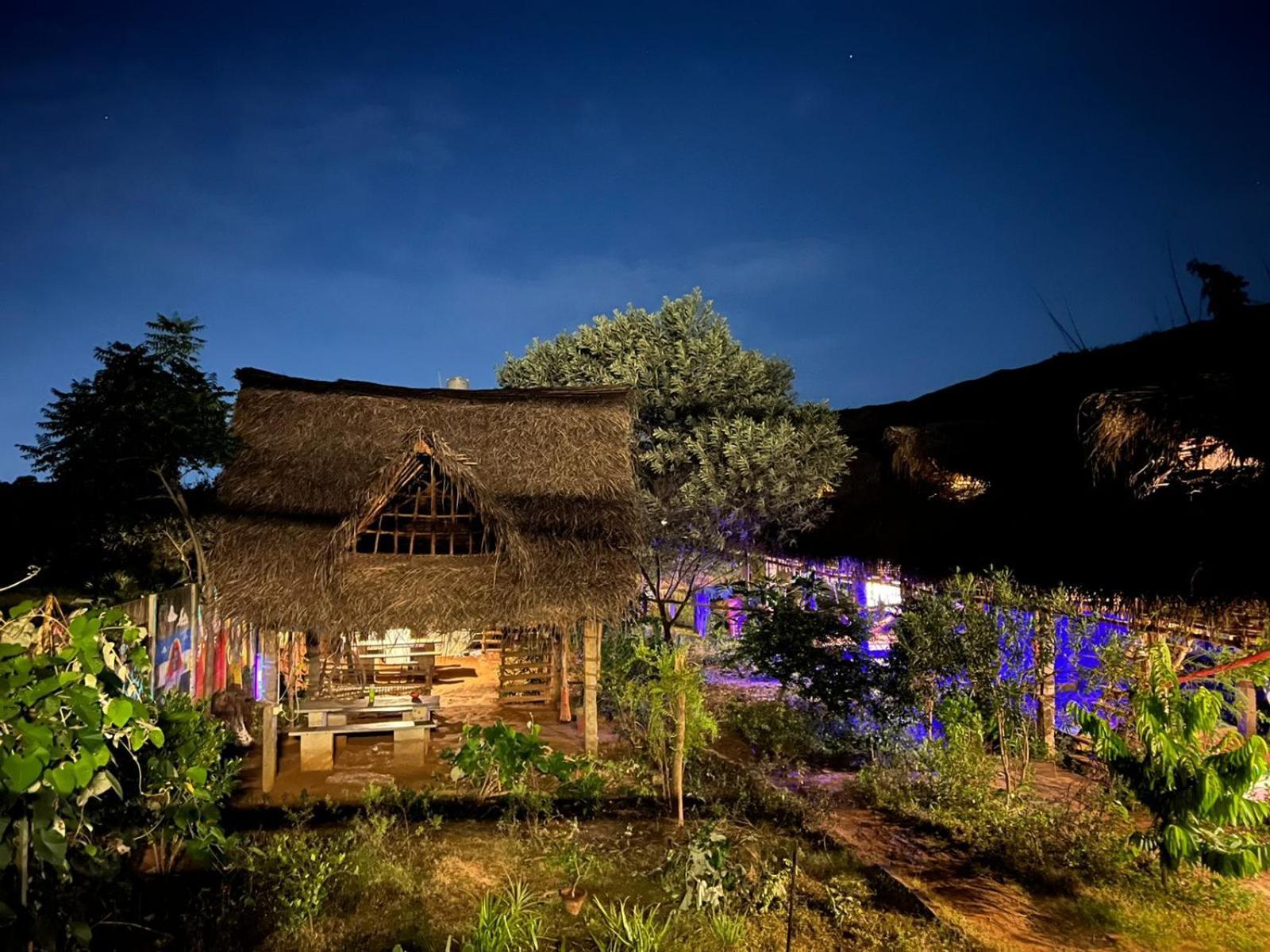 Time Travellers Hostel Auroville Extérieur photo